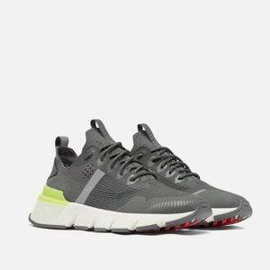 NWT WOMEN'S KINETIC™ RNEGD LACE SNEAKER